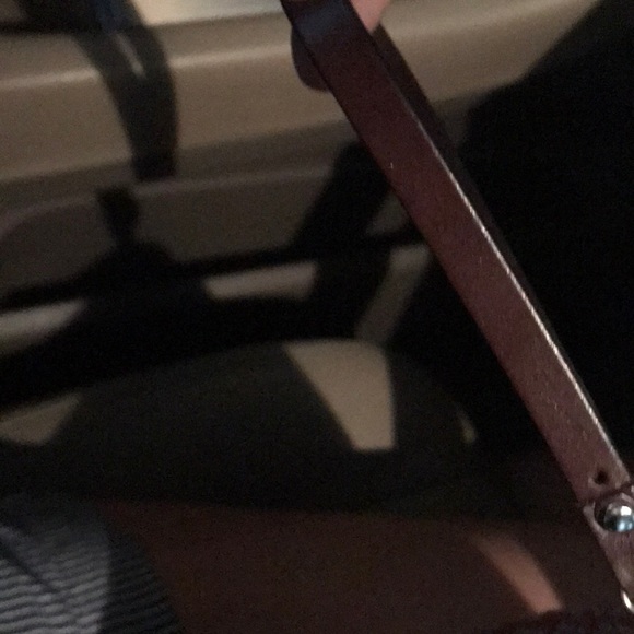 Perfect fall wristlet with houndstooth pattern. - Picture 4 of 4